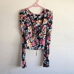 Forever 21 Long Sleeve Ruffle Shoulder Floral Top Size Large